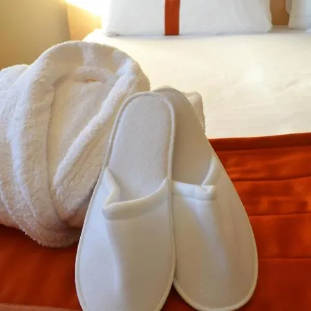 Motel The Bergamo West *